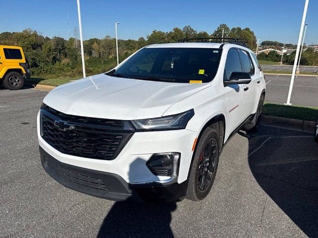 2023 Chevrolet Traverse Premier — photo 1 of 5