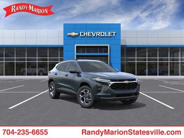 2026 Chevrolet Trax LT — photo 1 of 30