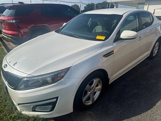 2015 Kia Optima LX — photo 1 of 4