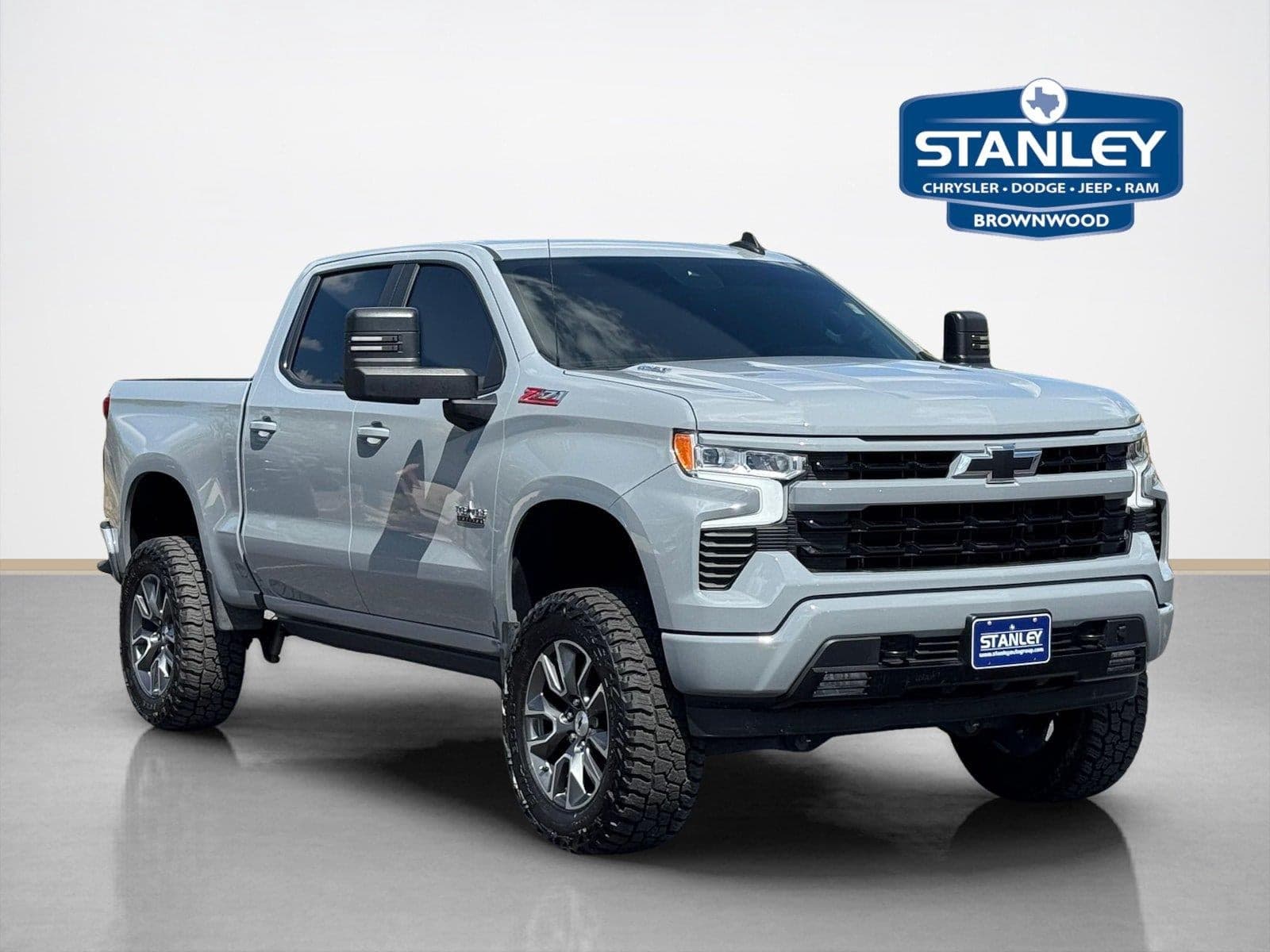 2025 Chevrolet Silverado 1500 RST — photo 1 of 50