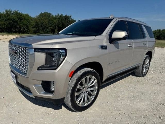 2024 GMC Yukon Denali — photo 1 of 49