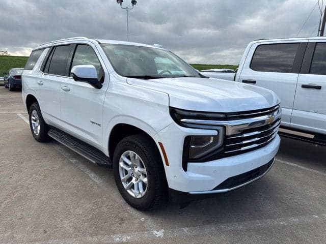 2025 Chevrolet Tahoe LT — photo 1 of 5