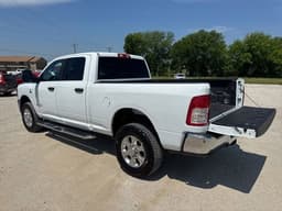 Extra Photo