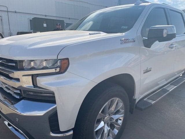 2020 Chevrolet Silverado 1500 LTZ — photo 1 of 5