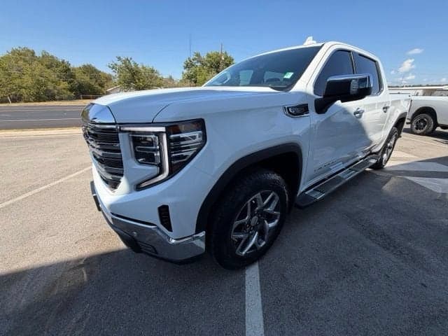 2024 GMC Sierra 1500 SLT — photo 1 of 26