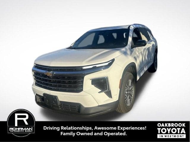 2024 Chevrolet Traverse Base — photo 1 of 25