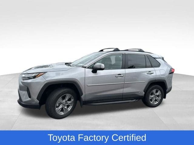 2024 Toyota RAV4 Base — photo 1 of 31