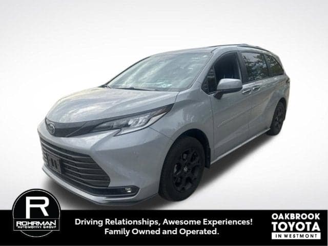 2025 Toyota Sienna Woodland Edition — photo 1 of 5