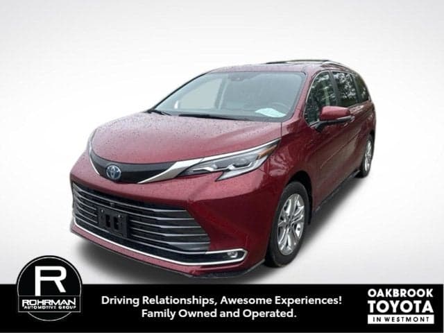 2022 Toyota Sienna Platinum — photo 1 of 31
