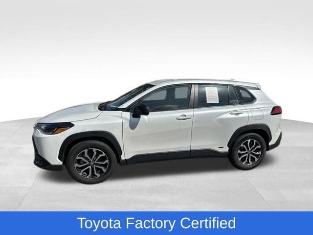 2023 Toyota Corolla Cross Hybrid S — photo 1 of 24
