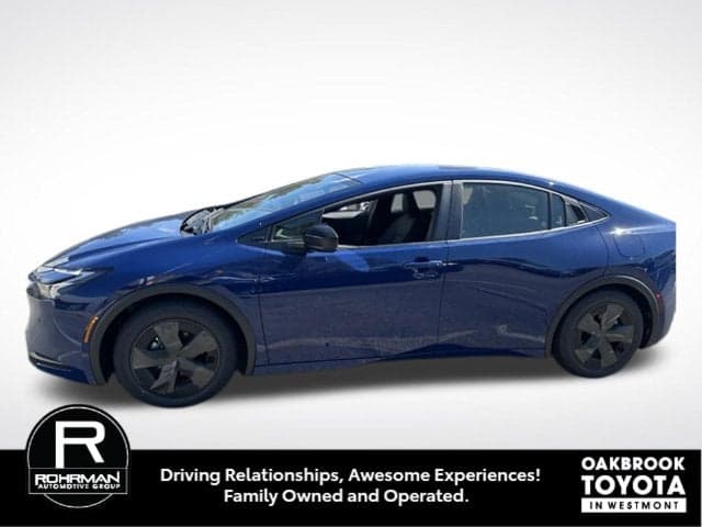 2027 Toyota Prius LE — photo 1 of 24