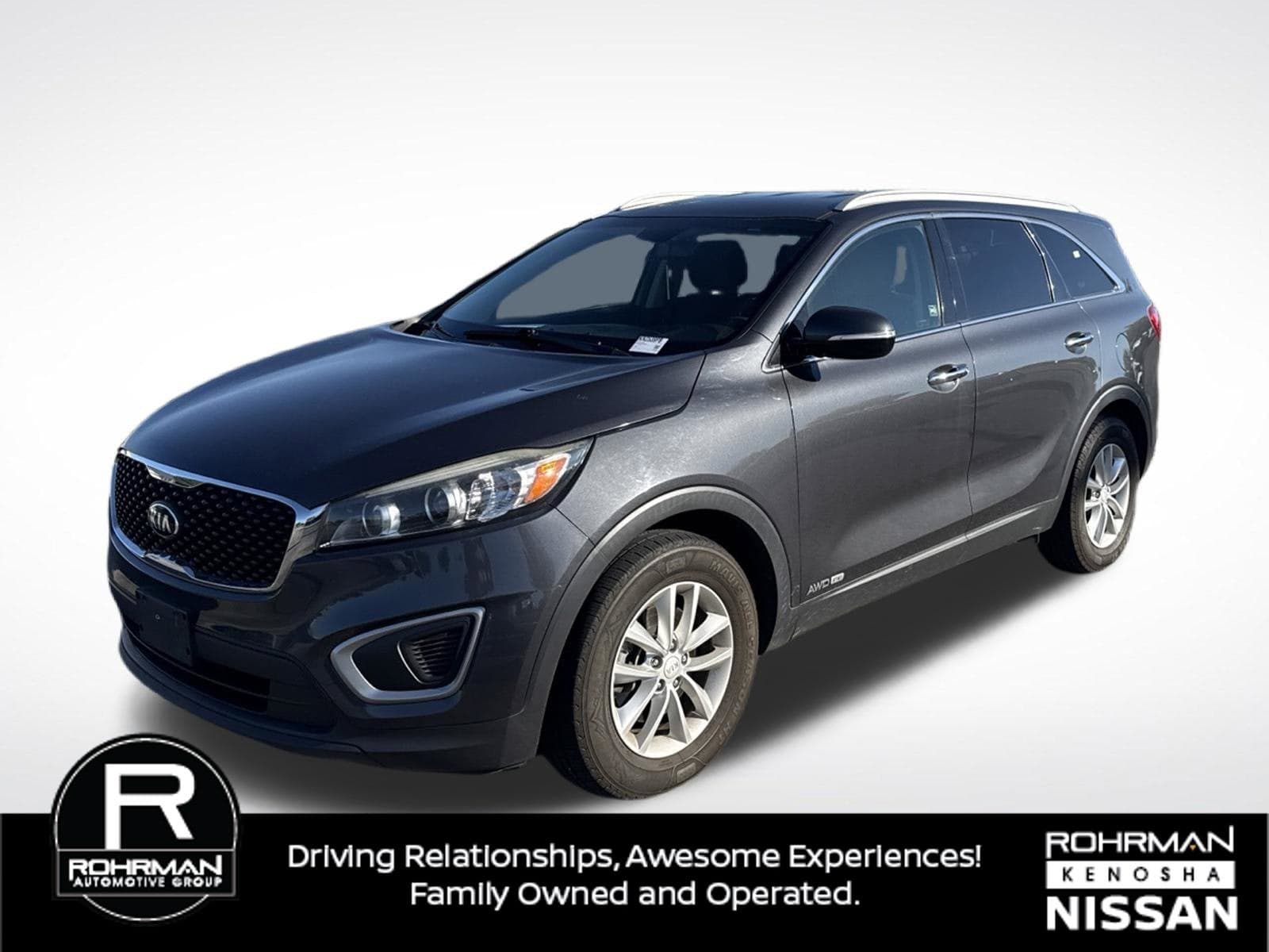 2017 Kia Sorento LX — photo 1 of 21