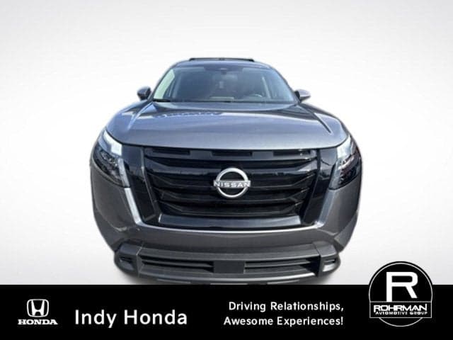2025 Nissan Pathfinder SV — photo 1 of 5