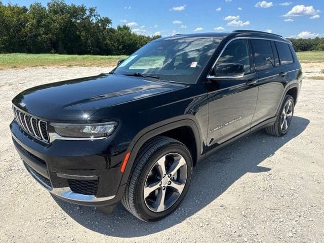 2025 Jeep Grand Cherokee L Limited — photo 1 of 32