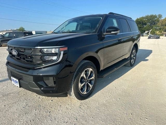 2027 Ford Expedition Active — photo 1 of 28