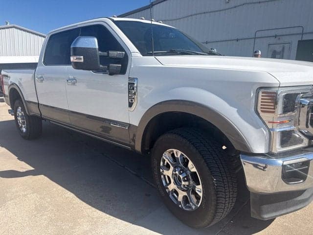 2022 Ford Super Duty F-350 SRW King Ranch — photo 1 of 25