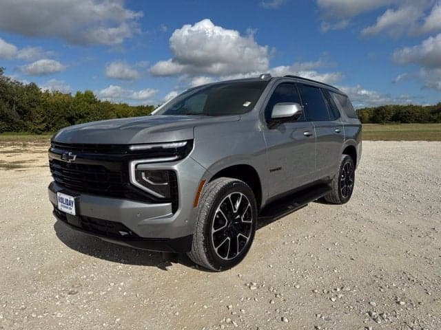 2025 Chevrolet Tahoe RST — photo 1 of 5