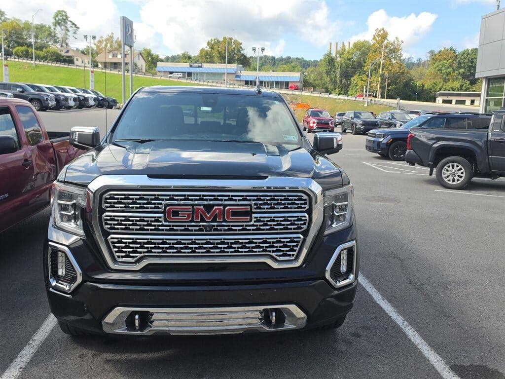 2020 GMC Sierra 1500 Denali — photo 1 of 5
