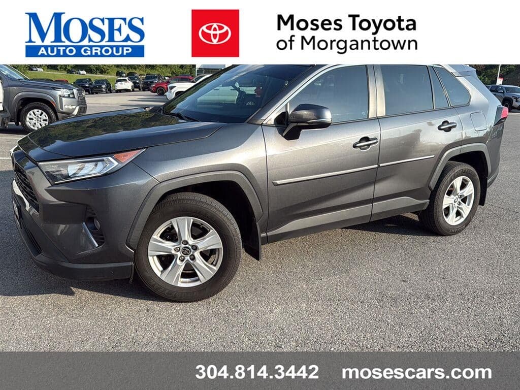 2021 Toyota RAV4 XLE — photo 1 of 5