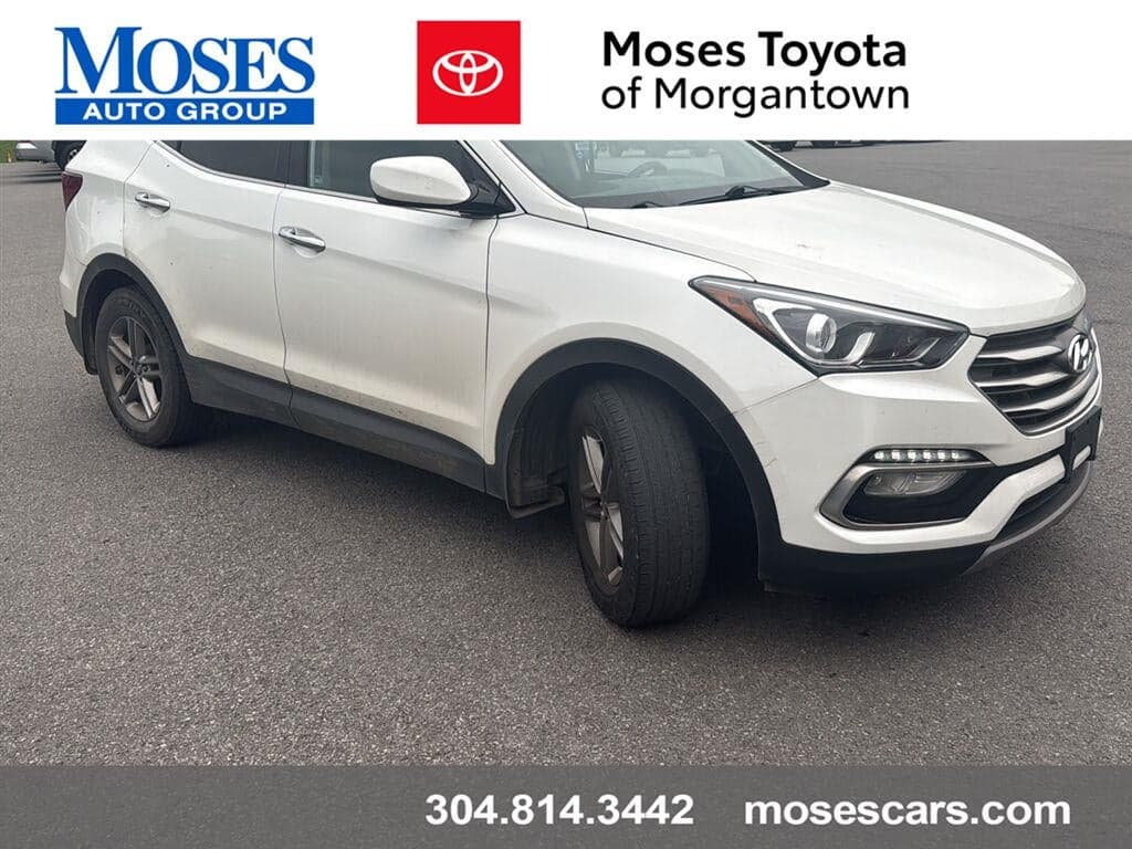 2017 Hyundai Santa Fe Sport 2.4L — photo 1 of 5