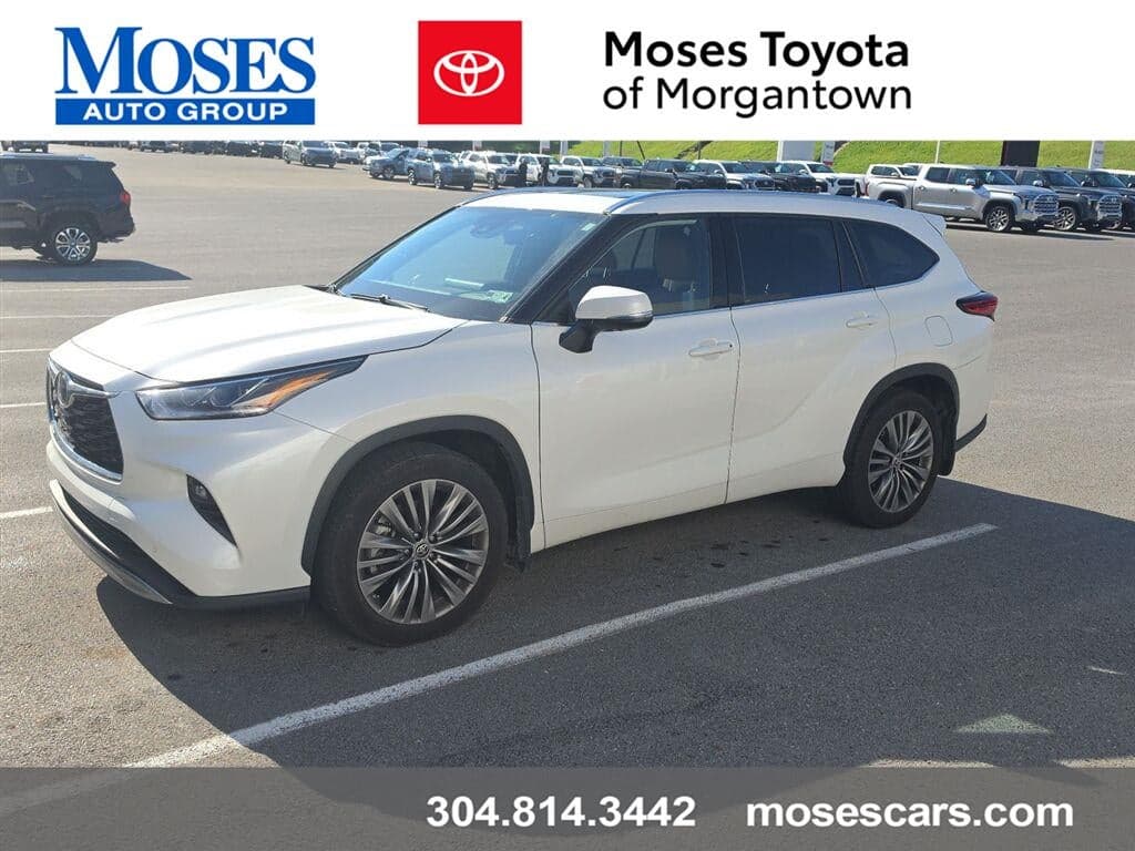 2021 Toyota Highlander Platinum — photo 1 of 5