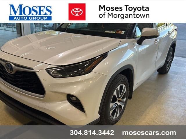2024 Toyota Highlander Base — photo 1 of 2