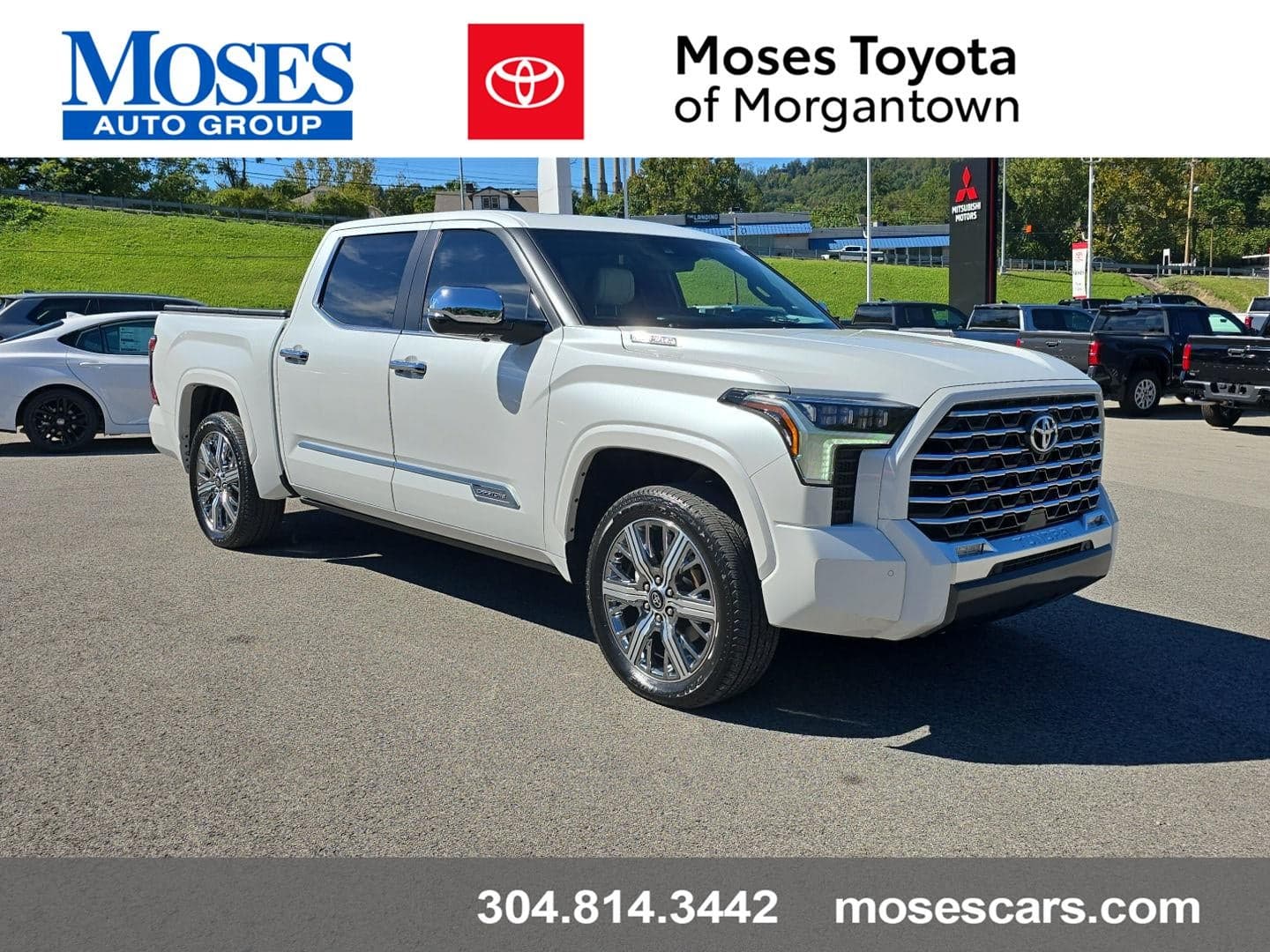 2025 Toyota Tundra 4WD Base — photo 1 of 16