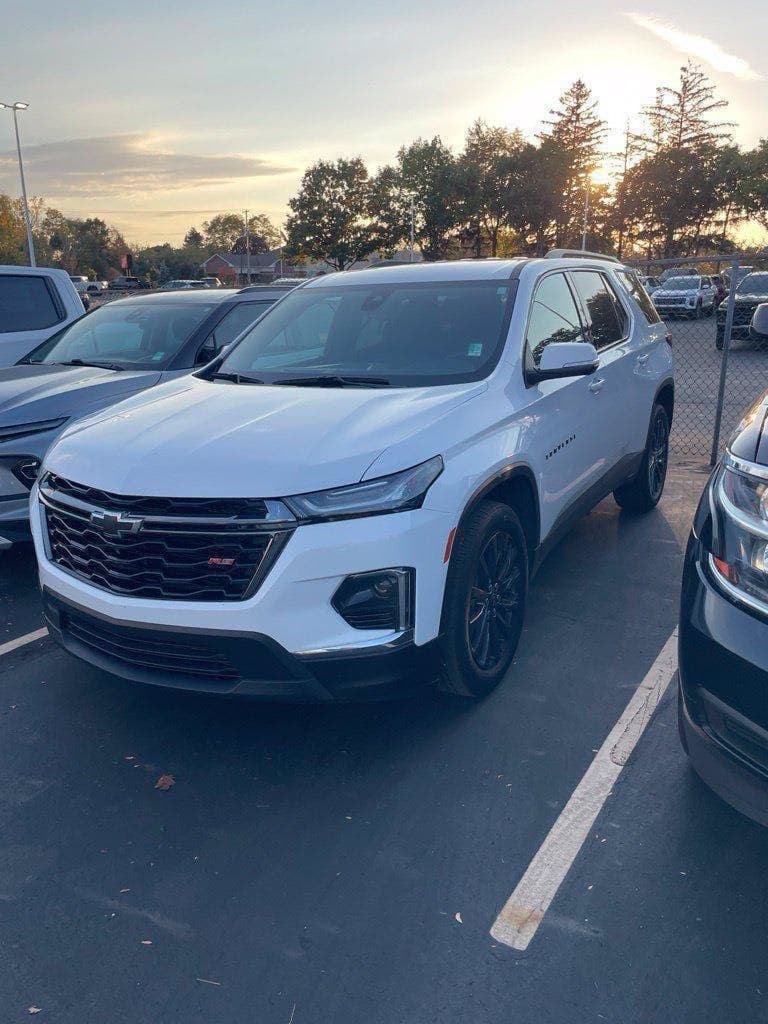 2023 Chevrolet Traverse RS — photo 1 of 5