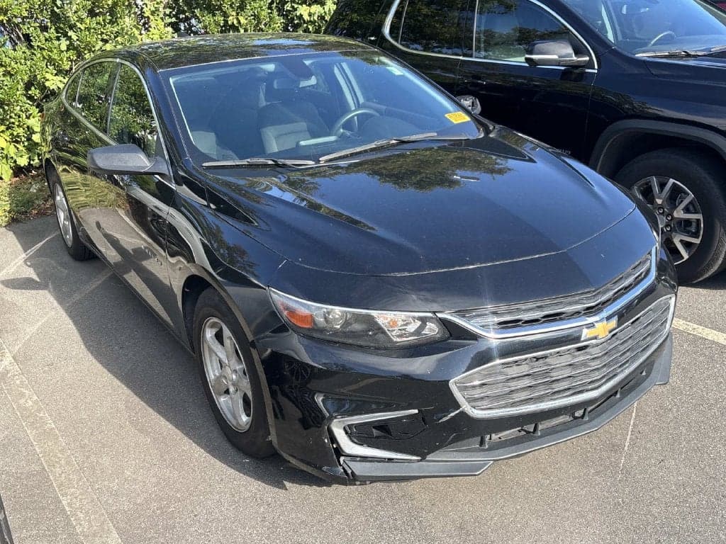 2016 Chevrolet Malibu LS — photo 1 of 22