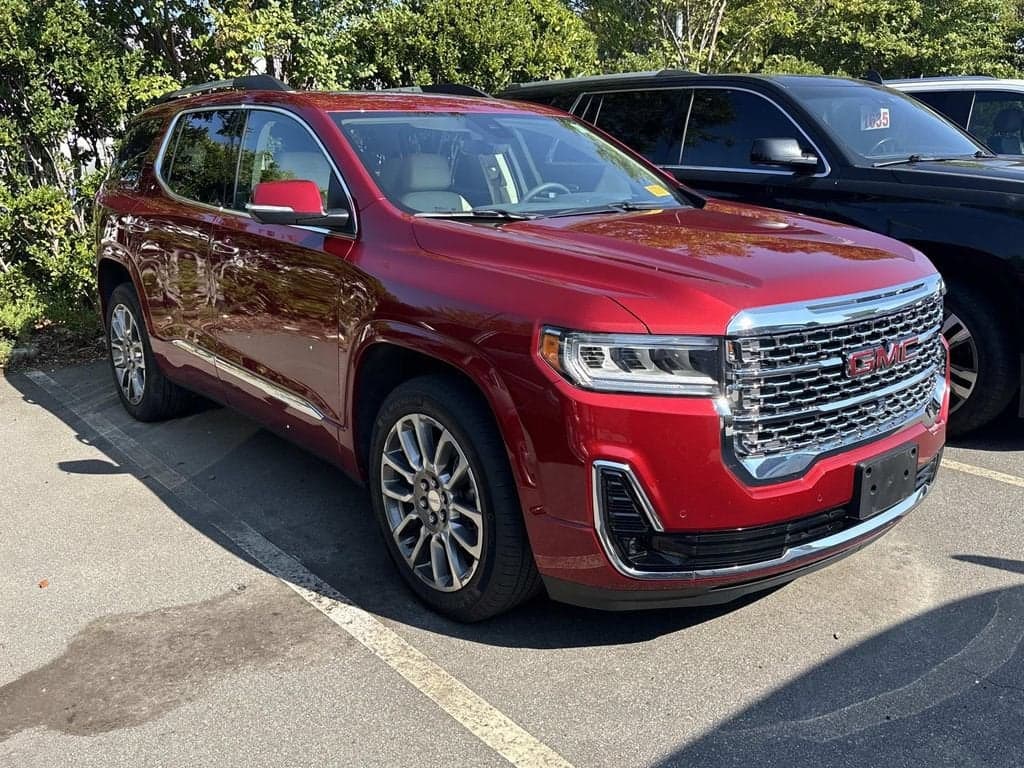 2023 GMC Acadia Denali — photo 1 of 23