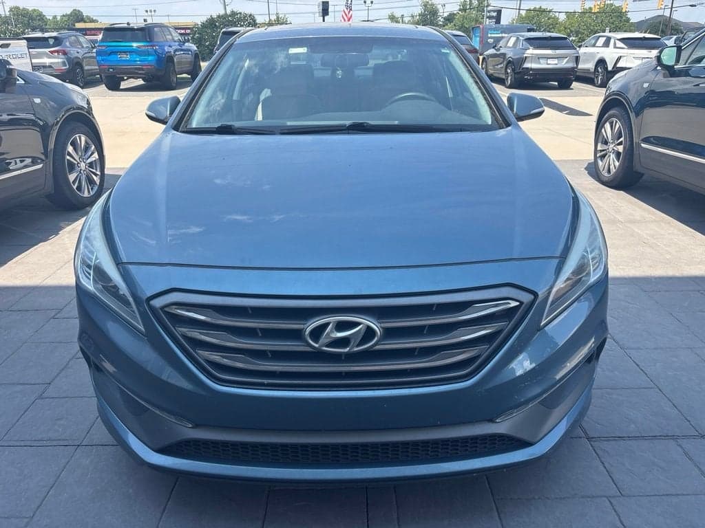 2017 Hyundai Sonata Sport — photo 1 of 8