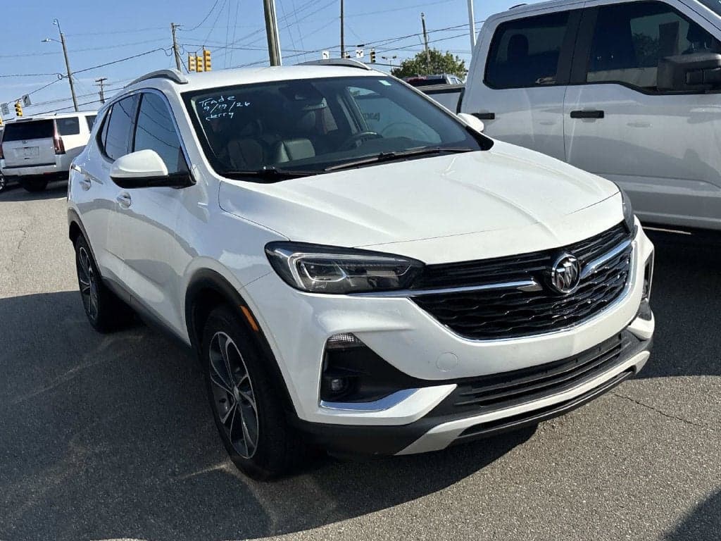 2022 Buick Encore GX Essence — photo 1 of 28