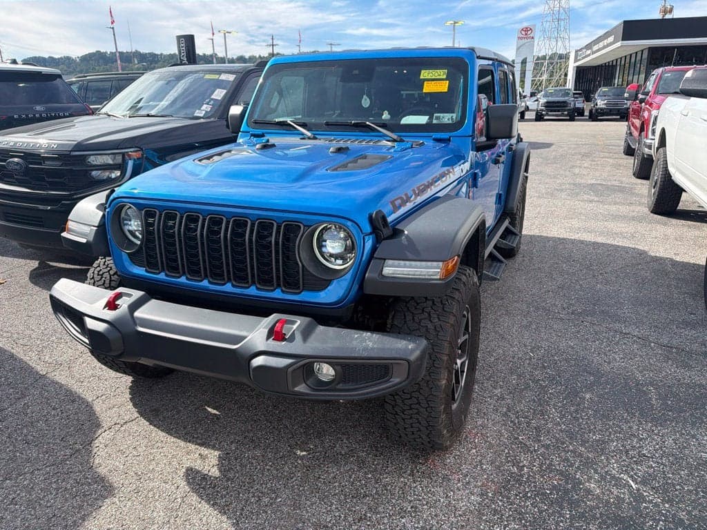 2024 Jeep Wrangler Rubicon — photo 1 of 33