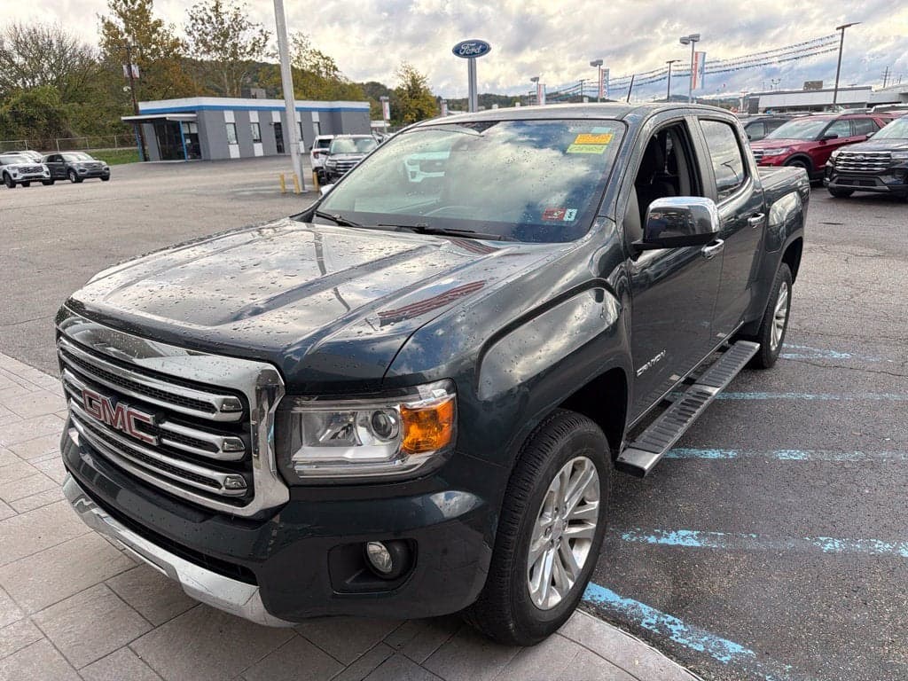 2018 GMC Canyon 4WD SLT — photo 1 of 5