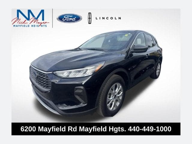 2023 Ford Escape Active — photo 1 of 11
