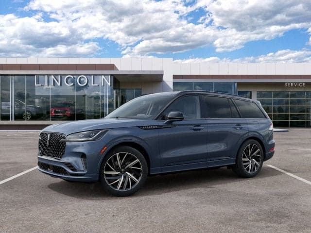 2027 Lincoln Aviator Black Label — photo 1 of 22