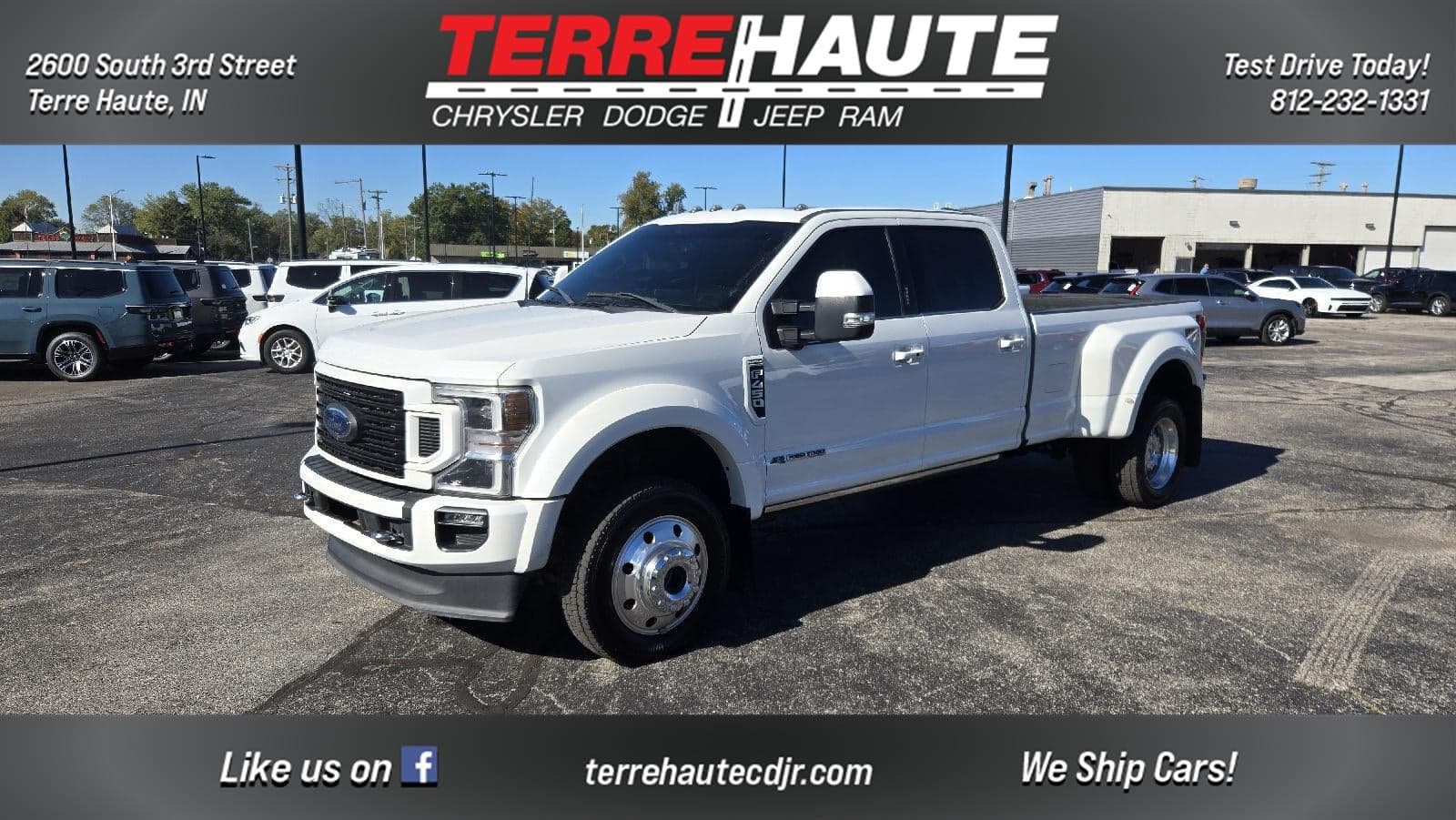 2022 Ford Super Duty F-450 DRW Platinum — photo 1 of 5
