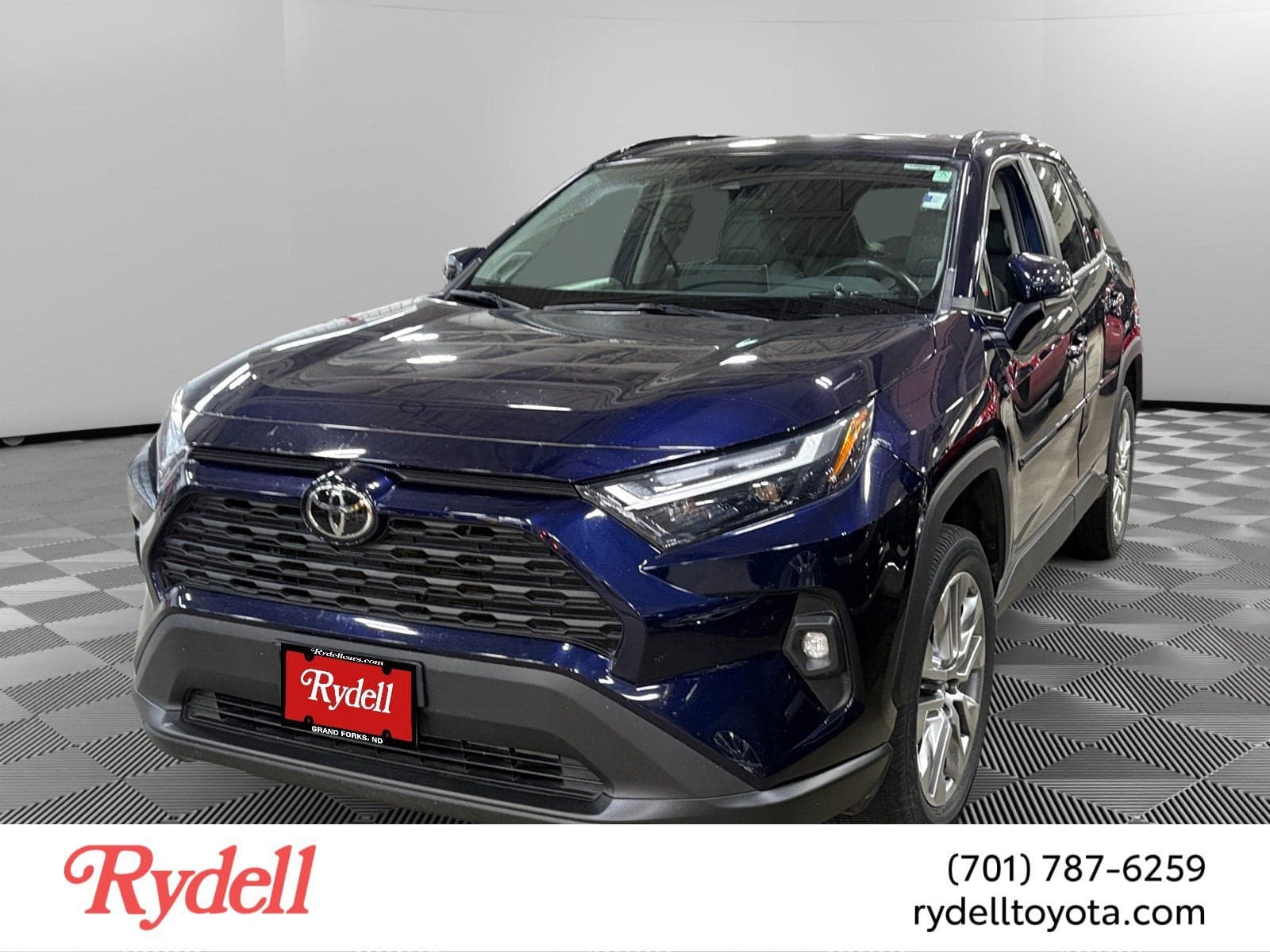 2022 Toyota RAV4 XLE Premium — photo 1 of 6