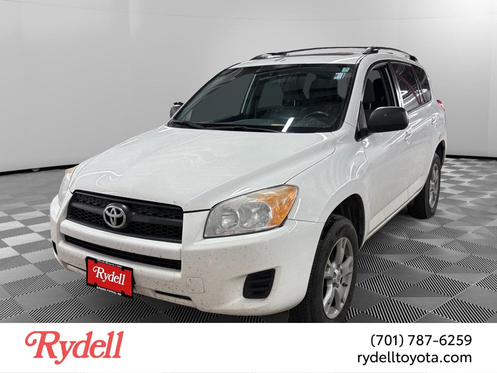 2012 Toyota RAV4 Base — photo 1 of 5