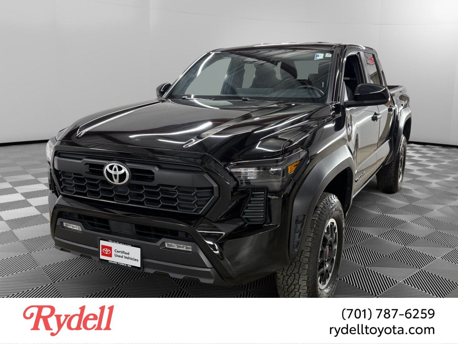 2024 Toyota Tacoma 4WD TRD Off Road — photo 1 of 5