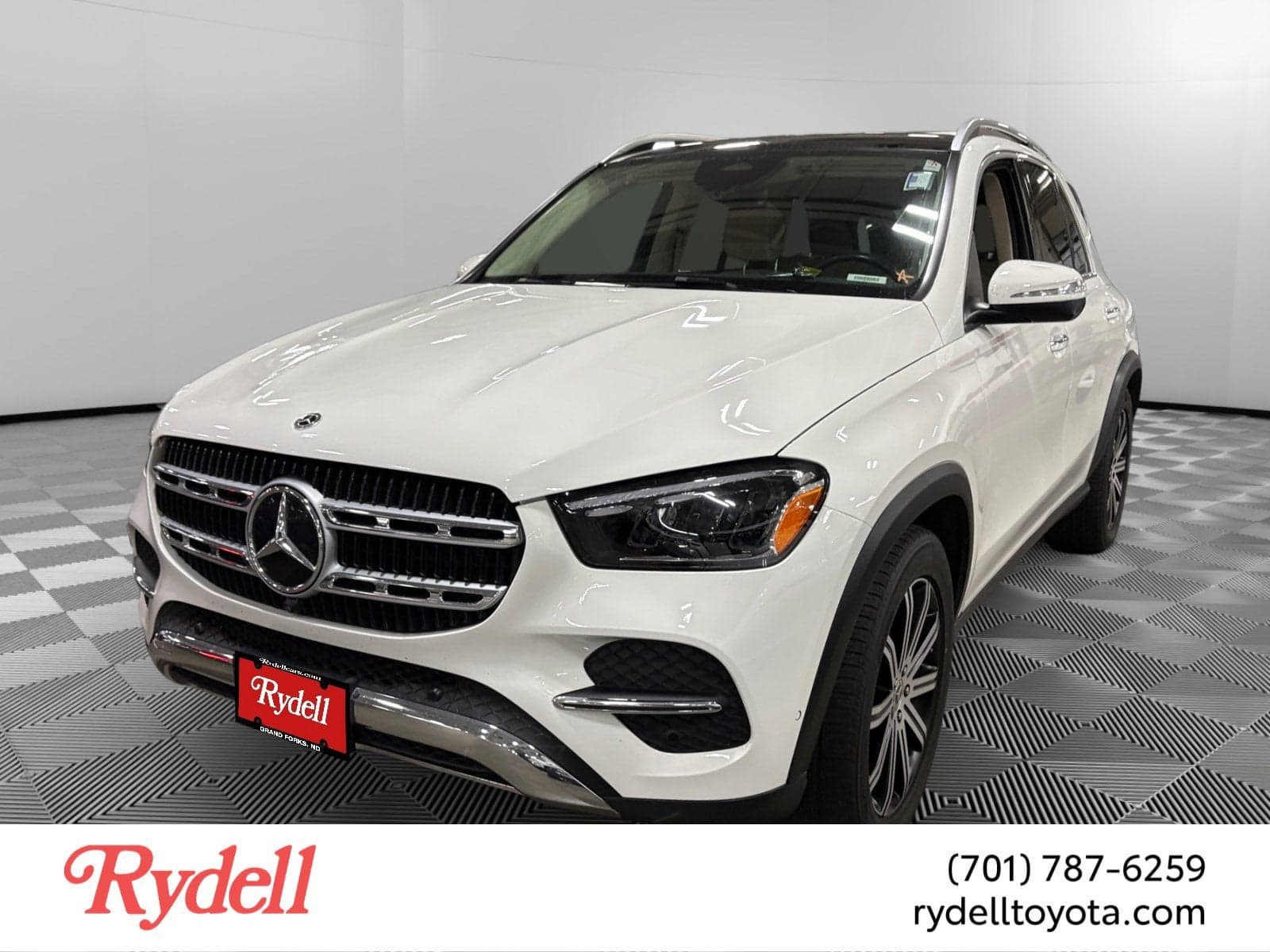 2024 Mercedes-Benz GLE GLE 450 — photo 1 of 6