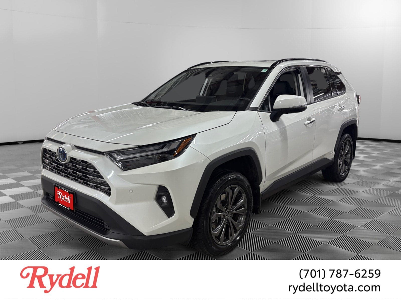2022 Toyota RAV4 Hybrid Limited — photo 1 of 5