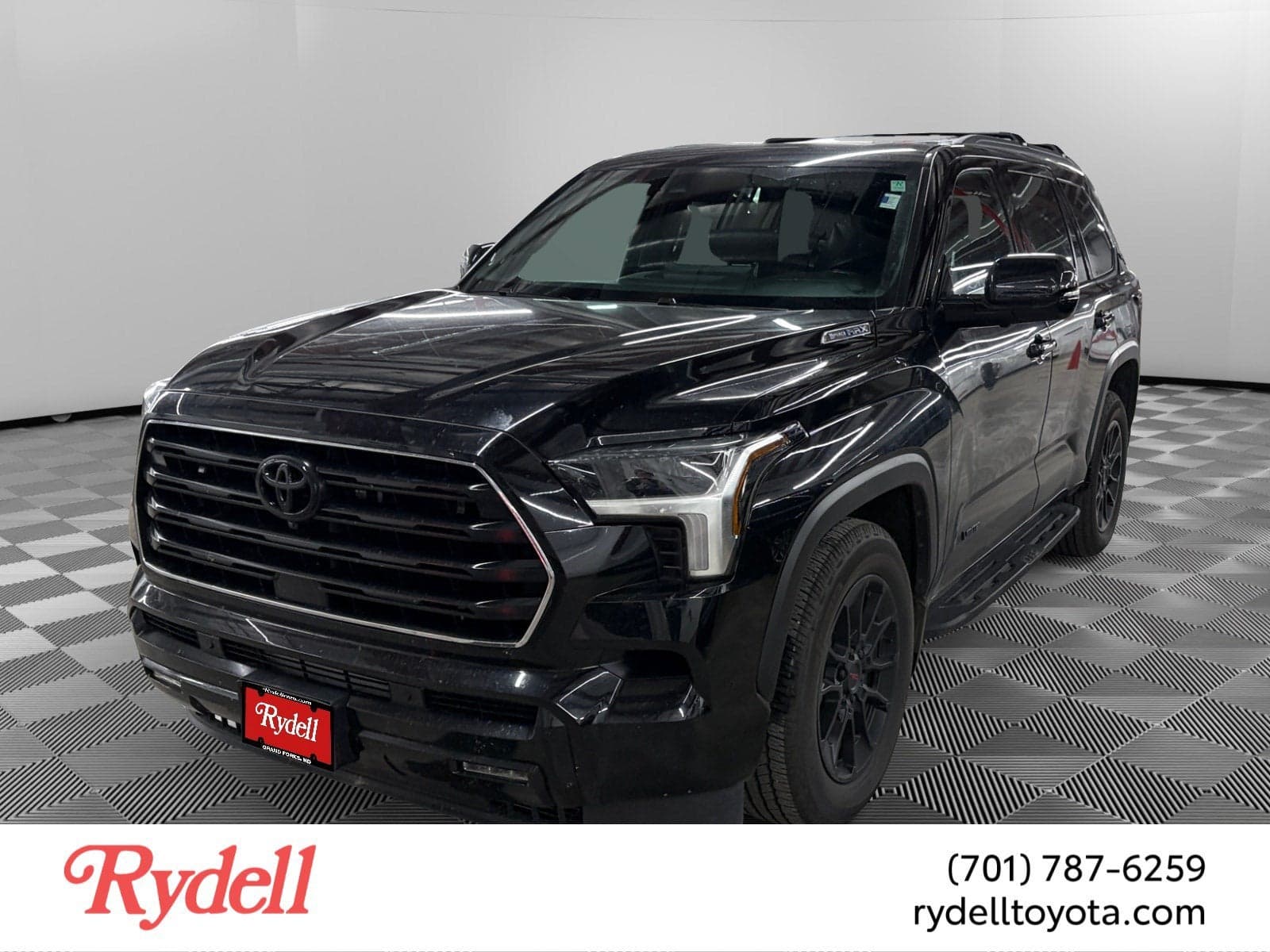 2025 Toyota Sequoia Limited — photo 1 of 5