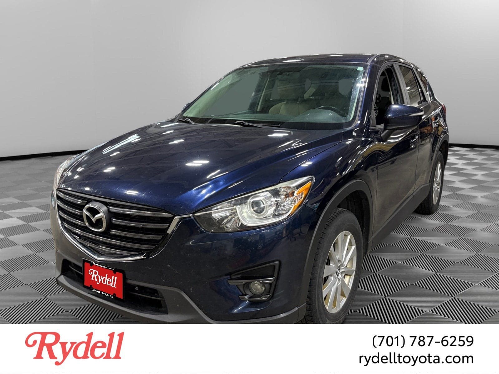 2016 Mazda CX-5 Touring — photo 1 of 6