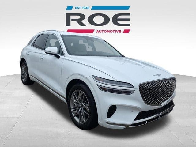 2024 Genesis GV70 2.5T — photo 1 of 21