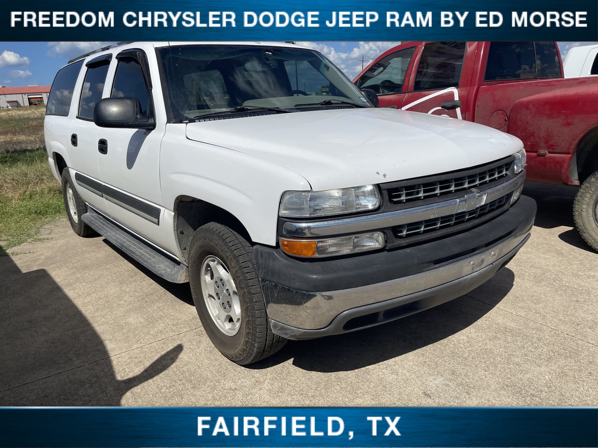 2005 Chevrolet Suburban LS — photo 1 of 2