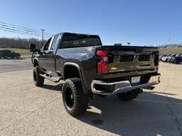 Extra Photo