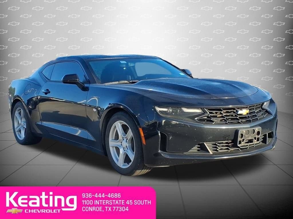 2021 Chevrolet Camaro 1LT — photo 1 of 27