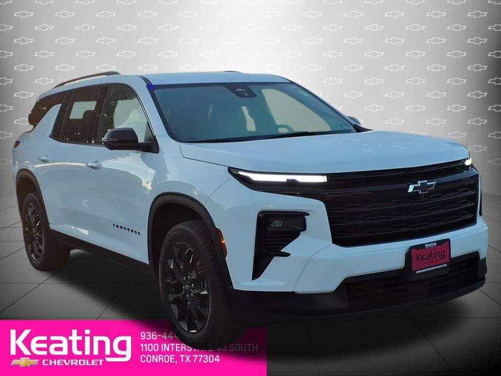 2024 Chevrolet Traverse FWD LT — photo 1 of 5