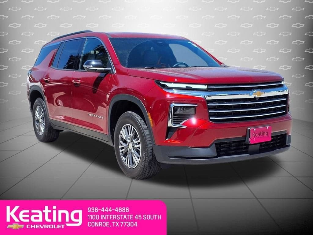 2025 Chevrolet Traverse LT — photo 1 of 28